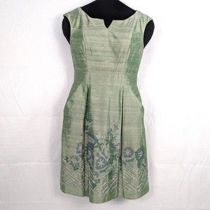 Kay Unger NY Womens Size 6  Lt. Green Silk Embroidered Fit & Flare Dress Pockets